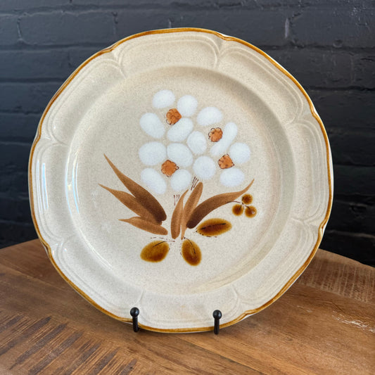 Vintage Classic Hearthside Stoneware Floral Serving Plate