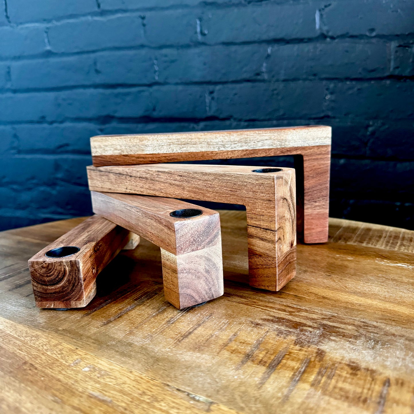 Acaicia Wood Multiple Taper Holder